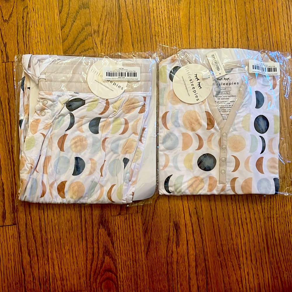 Little Sleepies Bamboo Viscose Pajama Set in Luna NWT